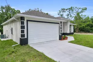 918 Eighth Ave, Lehigh Acres, FL 33972 - Photo 5