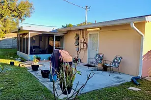 901 Juno Dr, Lehigh Acres, FL 33936 - Photo 5