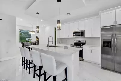 2709 53rd St SW, Lehigh Acres, FL 33976 - Photo 5