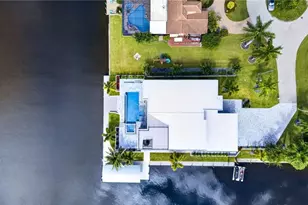 5362 Mayfair Ct, Cape Coral, FL 33904 - Photo 45