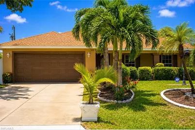 1206 NE 5th Ave, Cape Coral, FL 33909 - Photo 1