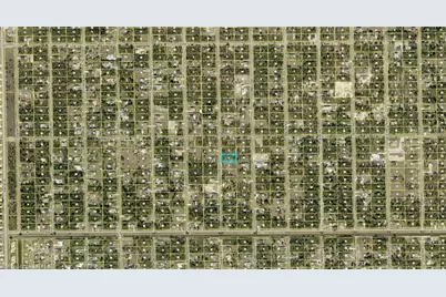 818 Hamilton Ave, Lehigh Acres, FL 33972 - Photo 7