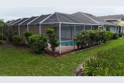 1921 Golfside Village Dr, Lehigh Acres, FL 33936 - Photo 9