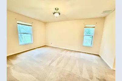 2800 41st St SW, Lehigh Acres, FL 33976 - Photo 11