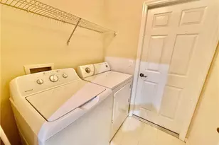 2800 41st St SW, Lehigh Acres, FL 33976 - Photo 21