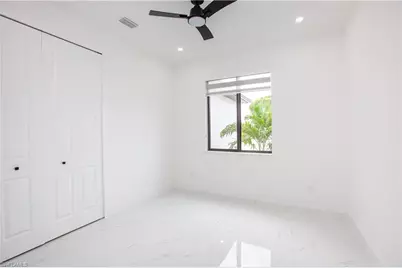 407 SE 16th St, Cape Coral, FL 33990 - Photo 11
