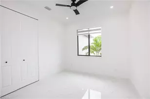 407 SE 16th St, Cape Coral, FL 33990 - Photo 11