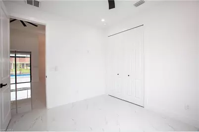 407 SE 16th St, Cape Coral, FL 33990 - Photo 13