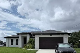 2124 NE 28th St, Cape Coral, FL 33909 - Photo 1