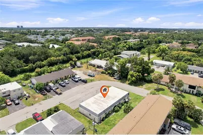 6636-6640 Warwick Cir, Fort Myers, FL 33919 - Photo 3