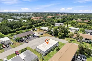 6636-6640 Warwick Cir, Fort Myers, FL 33919 - Photo 3