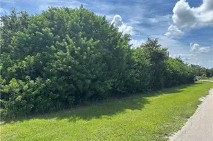 18430 River Estates Ln, Alva, FL 33920 - Photo 1