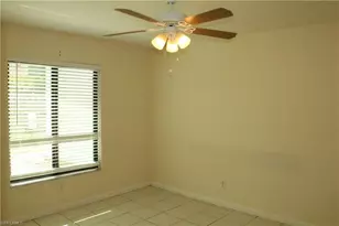 1811 SE 15th Pl, Cape Coral, FL 33990 - Photo 7