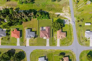 775 Arundel Cir, Fort Myers, FL 33913 - Photo 43