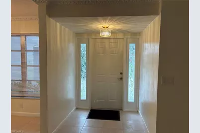 5661 Eichen Cir E, Fort Myers, FL 33919 - Photo 3