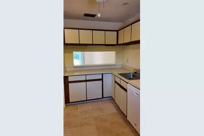 5257 Treetops Dr #X202, Naples, FL 34113 - Photo 9