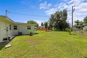 1212 Barnsdale St, Lehigh Acres, FL 33936 - Photo 27