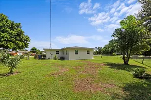 1212 Barnsdale St, Lehigh Acres, FL 33936 - Photo 29