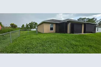 3202 54th St W, Lehigh Acres, FL 33971 - Photo 5