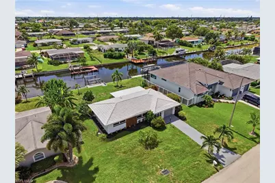 3106 SE 18th Pl, Cape Coral, FL 33904 - Photo 3