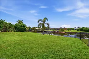 3106 SE 18th Pl, Cape Coral, FL 33904 - Photo 15
