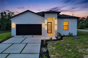 5085 NE Tradewinds Cir, Labelle, FL 33935 - Photo 1