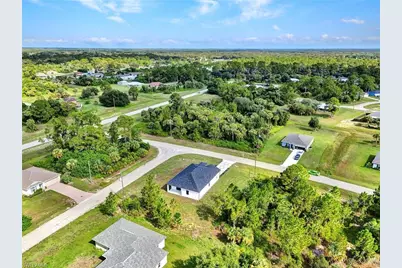 5085 NE Tradewinds Cir, Labelle, FL 33935 - Photo 43