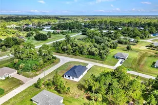 5085 NE Tradewinds Cir, Labelle, FL 33935 - Photo 43