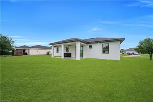 129 NW 14th St, Cape Coral, FL 33993 - Photo 33