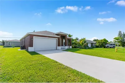 2109 Jaylen Watkins St, Fort Myers, FL 33916 - Photo 3