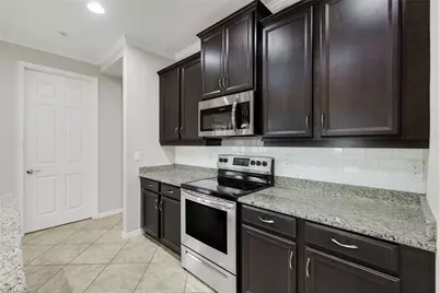 2899 Sunset Pointe Cir, Cape Coral, FL 33914 - Photo 15