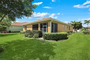 2899 Sunset Pointe Cir, Cape Coral, FL 33914 - Photo 27