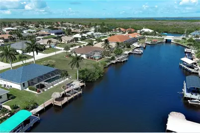 2819 SW 37th Ter, Cape Coral, FL 33914 - Photo 7