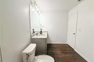 1010 NE 1st Ave, Cape Coral, FL 33909 - Photo 9