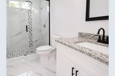 2906 37th St W, Lehigh Acres, FL 33971 - Photo 7