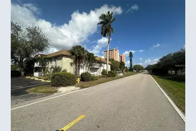 1830 Maravilla Ave #309, Fort Myers, FL 33901 - Photo 3