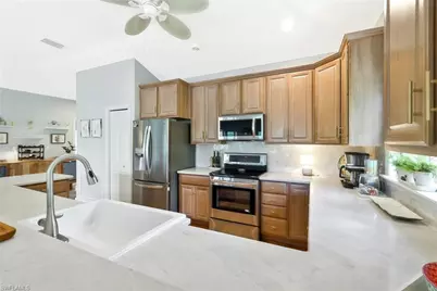 2130 Sunset Cir, Sanibel, FL 33957 - Photo 13