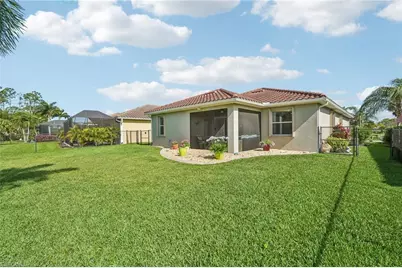 2536 Laurentina Ln, Cape Coral, FL 33909 - Photo 19