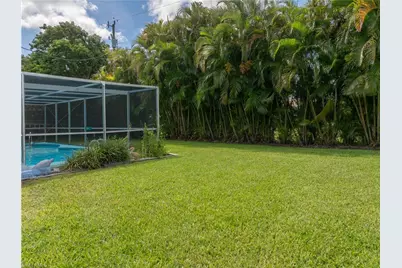 1330 SE 44th Ter, Cape Coral, FL 33904 - Photo 9