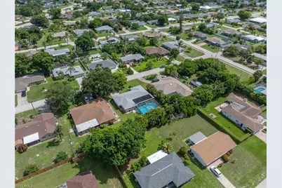 1330 SE 44th Ter, Cape Coral, FL 33904 - Photo 7