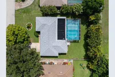1330 SE 44th Ter, Cape Coral, FL 33904 - Photo 3