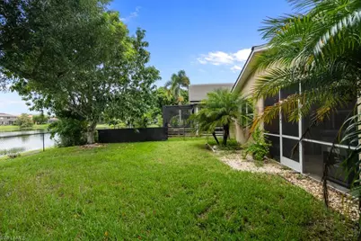 6564 Plantation Preserve Cir N, Fort Myers, FL 33966 - Photo 31