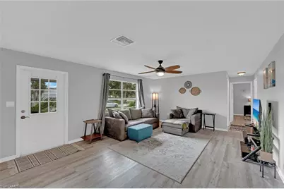 2506 SE 8th Ave, Cape Coral, FL 33904 - Photo 5