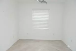 3426 Menores Wy, Fort Myers, FL 33905 - Photo 11