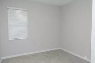 3426 Menores Wy, Fort Myers, FL 33905 - Photo 9