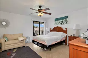 4708 SW 8th Pl, Cape Coral, FL 33914 - Photo 7