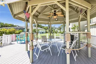 4708 SW 8th Pl, Cape Coral, FL 33914 - Photo 17