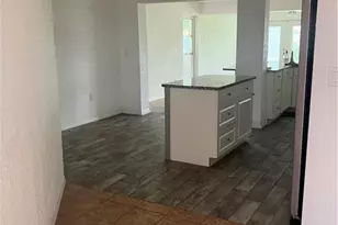3923 SE 12th Ave, Cape Coral, FL 33904 - Photo 3
