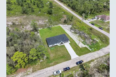 863 Burrows Ave, Lehigh Acres, FL 33974 - Photo 5