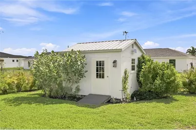 2725 NW 19th Pl, Cape Coral, FL 33993 - Photo 15